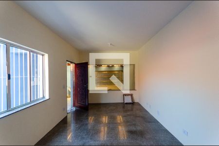 Sala de casa para alugar com 3 quartos, 214m² em Jardim Marisa, São Paulo