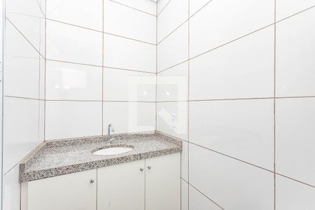 Banheiro de apartamento para alugar com 1 quarto, 28m² em Vila Moinho Velho, São Paulo