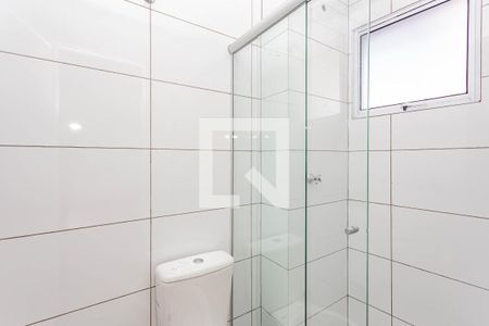 Banheiro de apartamento para alugar com 1 quarto, 28m² em Vila Moinho Velho, São Paulo