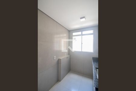 Cozinha e Área de Serviço de apartamento para alugar com 2 quartos, 52m² em Ingá, Betim