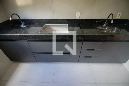 Cozinha e Área de Serviço de apartamento para alugar com 2 quartos, 52m² em Ingá, Betim