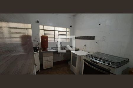 Casa à venda com 4 quartos, 300m² em Vila Regente Feijó, São Paulo