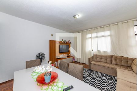 Sala de apartamento à venda com 3 quartos, 90m² em Estrela Dalva, Belo Horizonte