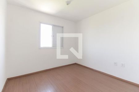 Quarto 2 de apartamento para alugar com 3 quartos, 55m² em Conjunto Residencial José Bonifácio, São Paulo