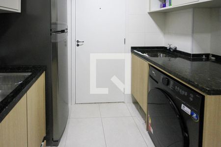 Cozinha e Área de Serviço de apartamento para alugar com 2 quartos, 33m² em Vila Ema, São Paulo