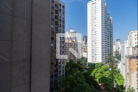 Vista da Sala/Quarto de kitnet/studio à venda com 1 quarto, 28m² em Consolação, São Paulo