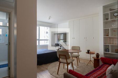 Sala/Quarto de kitnet/studio à venda com 1 quarto, 28m² em Consolação, São Paulo