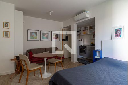 Sala/Quarto de kitnet/studio à venda com 1 quarto, 28m² em Consolação, São Paulo