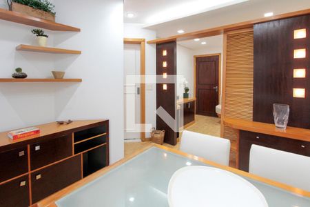 Sala de apartamento à venda com 1 quarto, 57m² em Barra da Tijuca, Rio de Janeiro