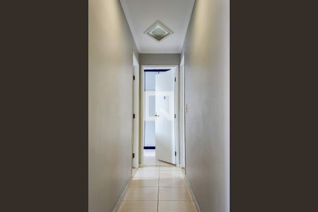 Apartamento à venda com 65m², 2 quartos e 1 vaga Apartamento à venda com 65m², 2 quartos e 1 vagaCorredor