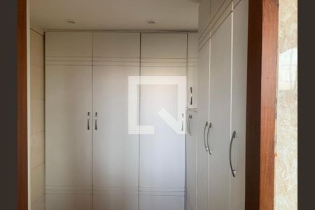 Seg.Andar: Closet da Suíte de casa à venda com 4 quartos, 305m² em Serrano, Belo Horizonte