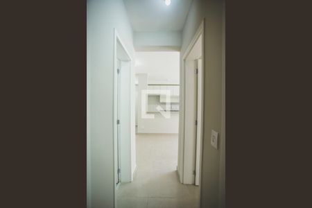 Corredor - Quartos de apartamento para alugar com 2 quartos, 58m² em Parque Imperial, São Paulo