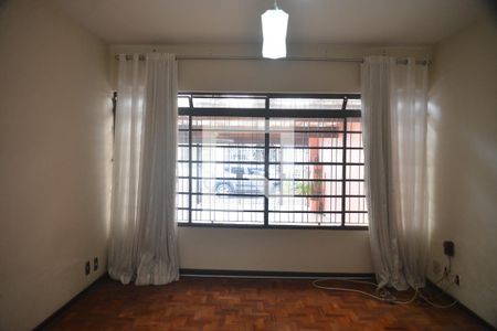 Casa para alugar com 3 quartos, 210m² em Vila Pires, Santo André