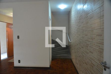 Sala de casa para alugar com 3 quartos, 210m² em Vila Pires, Santo André