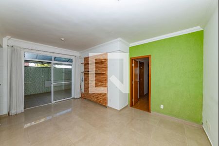 Sala de apartamento para alugar com 3 quartos, 120m² em Buritis, Belo Horizonte