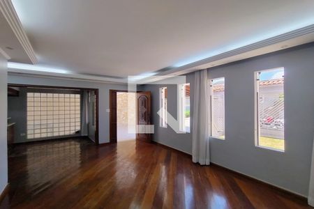 Sala de casa à venda com 4 quartos, 360m² em Parque dos Passaros, São Bernardo do Campo