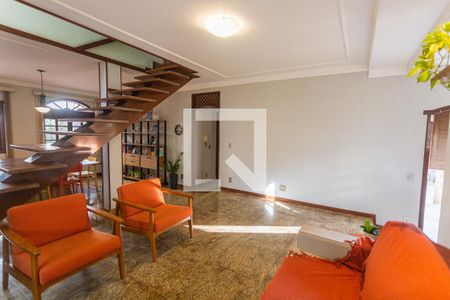 Sala 1 de casa à venda com 4 quartos, 315m² em Fernão Dias, Belo Horizonte