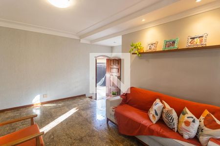 Sala 1 de casa à venda com 4 quartos, 315m² em Fernão Dias, Belo Horizonte