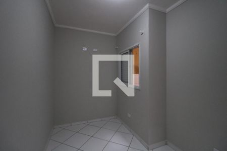 Quarto de apartamento para alugar com 2 quartos, 67m² em Jardim Santo Alberto, Santo André