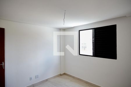 Quarto de apartamento à venda com 3 quartos, 70m² em Renascença, Belo Horizonte