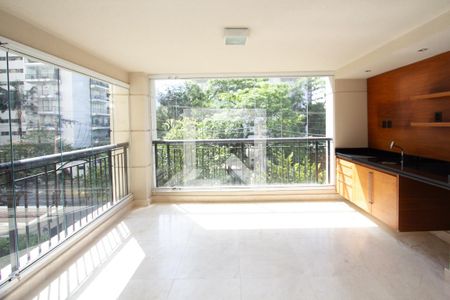 Varanda de apartamento para alugar com 3 quartos, 165m² em Moema, São Paulo