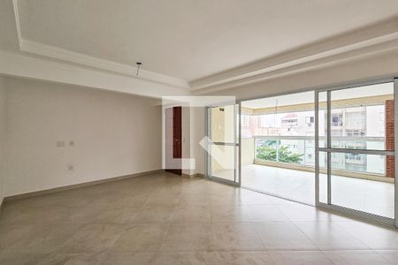 Sala de apartamento para alugar com 3 quartos, 118m² em Balneario Guarujá, Guarujá