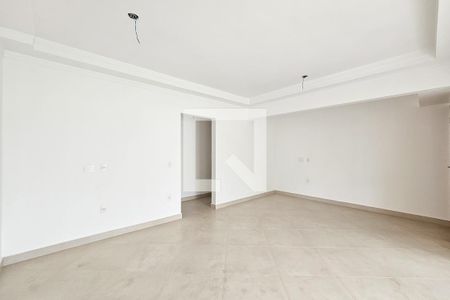 Sala de apartamento para alugar com 3 quartos, 118m² em Balneario Guarujá, Guarujá