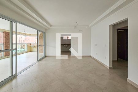 Sala de apartamento para alugar com 3 quartos, 118m² em Balneario Guarujá, Guarujá