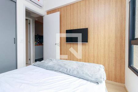 Quarto 1 de apartamento para alugar com 2 quartos, 50m² em Santo Amaro, São Paulo