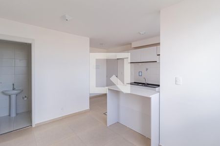 Sala de apartamento para alugar com 2 quartos, 40m² em Vila da Oportunidade, Carapicuíba