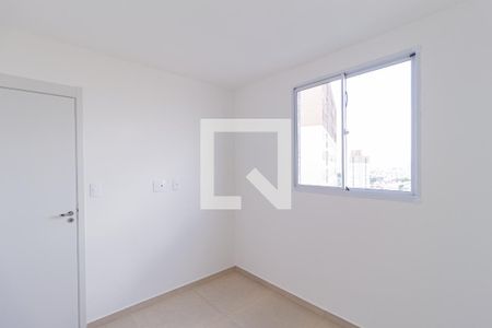 Quarto 1 de apartamento para alugar com 2 quartos, 40m² em Vila da Oportunidade, Carapicuíba