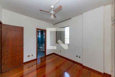 Suíte de apartamento para alugar com 3 quartos, 111m² em Santa Lúcia, Belo Horizonte