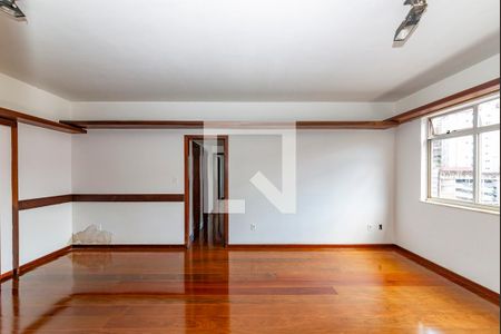 Sala de apartamento para alugar com 3 quartos, 111m² em Santa Lúcia, Belo Horizonte