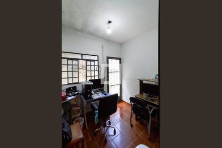 Quarto 1 de casa para alugar com 4 quartos, 506m² em Jardim dos Comerciários, Belo Horizonte