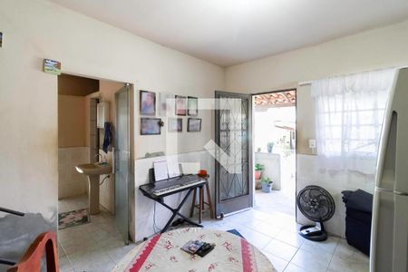 Sala 1 de casa para alugar com 4 quartos, 506m² em Jardim dos Comerciários, Belo Horizonte