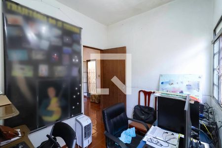 Quarto 1 de casa para alugar com 4 quartos, 506m² em Jardim dos Comerciários, Belo Horizonte