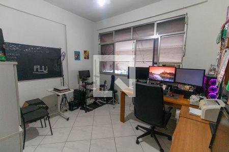 Quarto 1 de apartamento à venda com 3 quartos, 100m² em Icaraí, Niterói