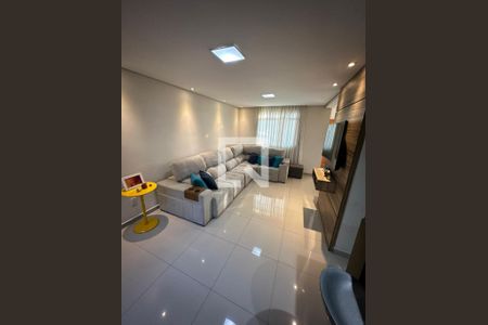 Sala  de casa à venda com 3 quartos, 129m² em Canaa, Belo Horizonte