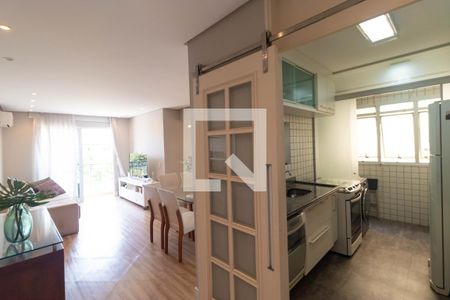 Salas de apartamento à venda com 3 quartos, 75m² em Jardim das Paineiras, Campinas