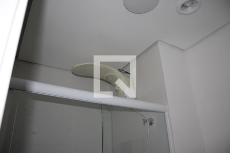 Banheiro de kitnet/studio para alugar com 1 quarto, 28m² em Cambuci, São Paulo