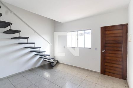 Sala de casa para alugar com 2 quartos, 75m² em Vila Aurora (zona Norte), São Paulo