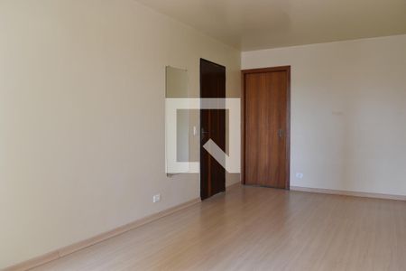 Suíte de apartamento para alugar com 2 quartos, 80m² em Alto da Xv, Curitiba