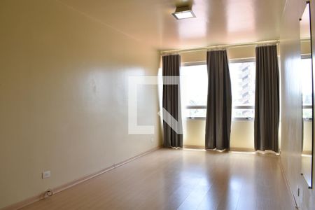 Suíte de apartamento para alugar com 2 quartos, 80m² em Alto da Xv, Curitiba