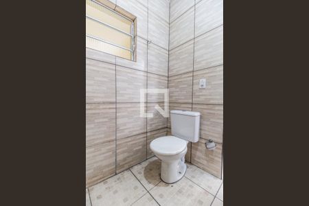 Banheiro de apartamento para alugar com 1 quarto, 45m² em Vila Lourdes, Barueri