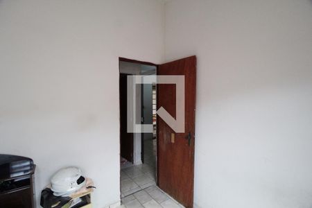 Quarto 1 de casa para alugar com 4 quartos, 200m² em Granada, Uberlândia