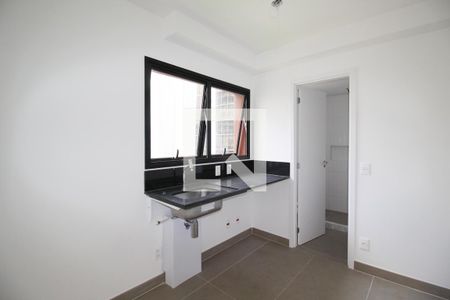 Cozinha de apartamento à venda com 1 quarto, 31m² em Itaim Bibi, São Paulo