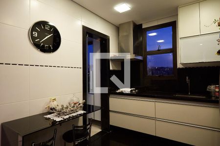 Apartamento à venda com 3 quartos, 155m² em Santo Agostinho, Belo Horizonte