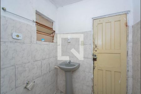 Banheiro de casa para alugar com 1 quarto, 35m² em Jardim Almeida Prado, Guarulhos