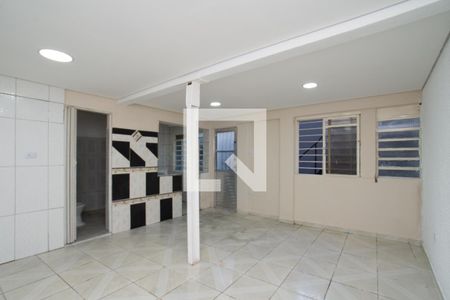 Sala/Quarto de casa para alugar com 1 quarto, 30m² em Jardim Flor da Montanha, Guarulhos