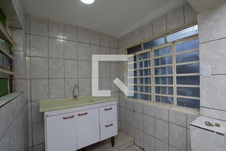 Cozinha de casa para alugar com 1 quarto, 30m² em Jardim Flor da Montanha, Guarulhos